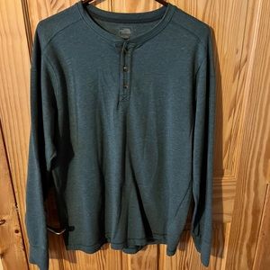 3 button long sleeve shirt